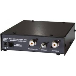MFJ 939Y avtomatski antenski tuner 200W MFJ 939Y avtomatski antenski tuner 200W